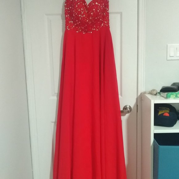 Strapless Prom Dress - Picture 2 of 7